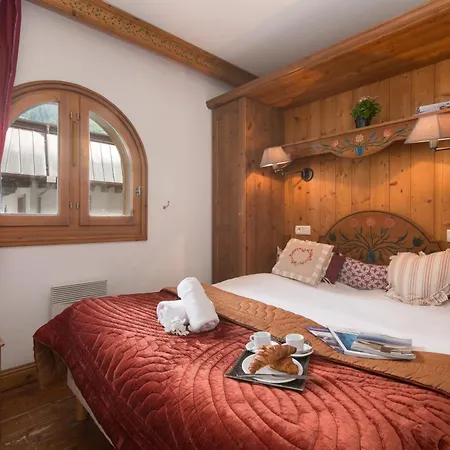 Le Cristal Gm11 Mountain View, Pool, Private Sauna & Parking - Happy Chamonix